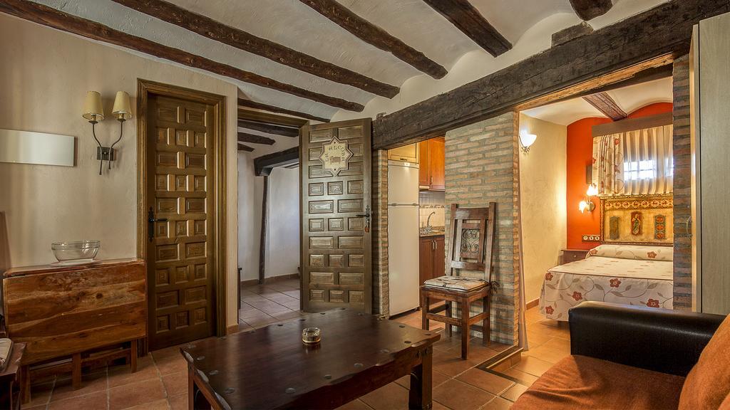 Apartamentos Los Aljezares Gea de Albarracín Eksteriør bilde