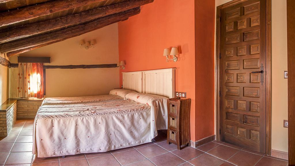 Apartamentos Los Aljezares Gea de Albarracín Eksteriør bilde