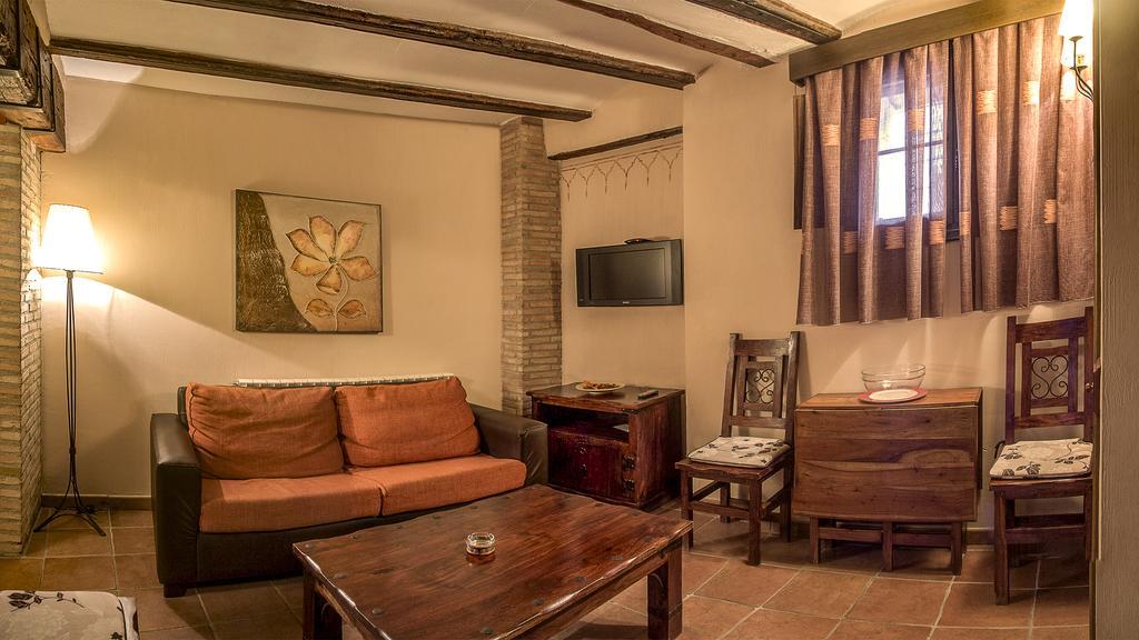Apartamentos Los Aljezares Gea de Albarracín Eksteriør bilde