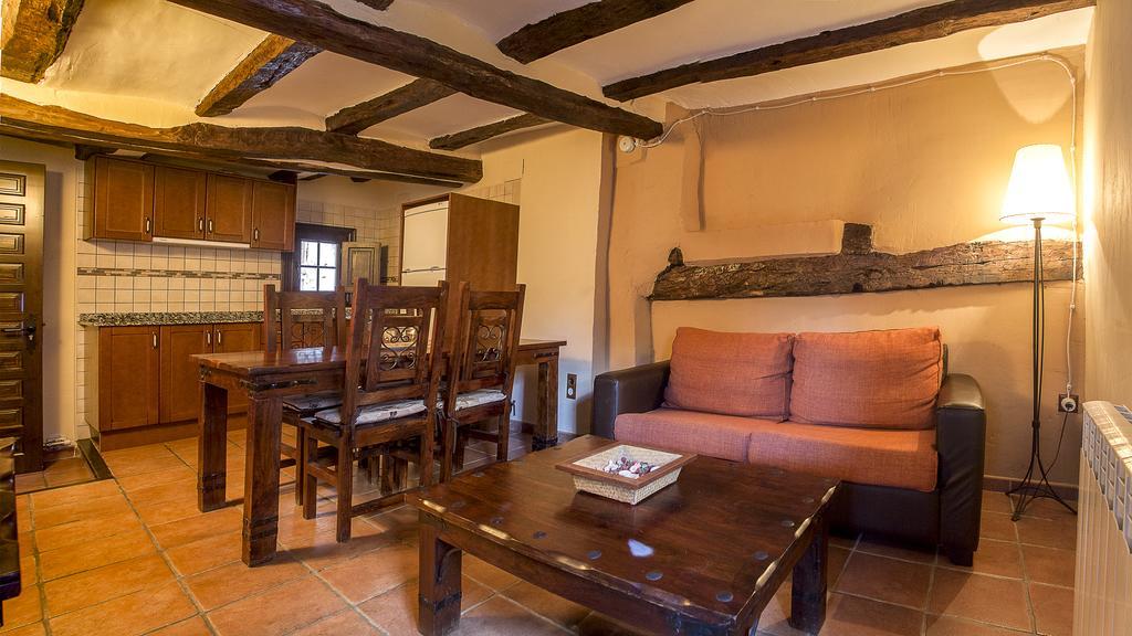 Apartamentos Los Aljezares Gea de Albarracín Eksteriør bilde