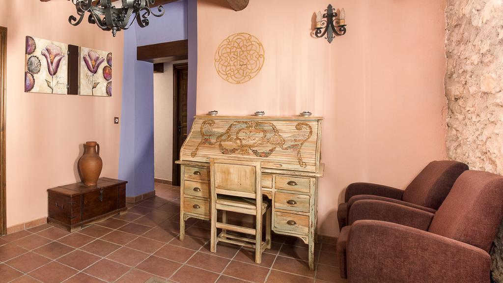 Apartamentos Los Aljezares Gea de Albarracín Eksteriør bilde